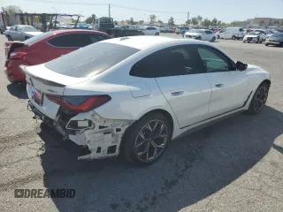 2023 BMW i4 eDrive40 z VIN WBY73AW06PFN86342, wystawiony jako Copart lot #57965313 z przebiegiem 5 244 mil mil oraz . Historia ofert i sprzedaży dostępna na DreamBid. Obrazek 3.