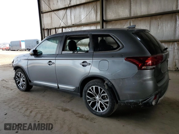 2018 Mitsubishi Outlander ES z VIN JA4AD2A36JJ002886, wystawiony jako Copart lot #58671765 z przebiegiem 221 639 mil mil oraz Czysty tytuł • Clean title. Historia ofert i sprzedaży dostępna na DreamBid. Obrazek 2.