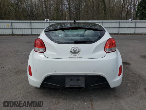 2013 Hyundai Veloster w/Gray Int with VIN KMHTC6AD7DU095627, listed as a Copart auction lot 52121225 with 86,261 mi miles and Salvage title. Bid and sale history available at DreamBid. Image 6.