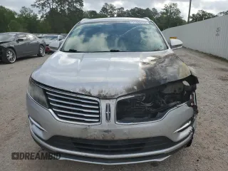 2016 Lincoln MKC Select with VIN 5LMCJ2C98GUJ24223, listed as a Copart auction lot 51486515 with 167,400 mi miles and Salvage title. Bid and sale history available at DreamBid. Image 5.
