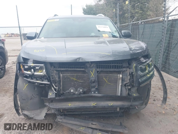2019 Volkswagen Atlas SEL with VIN 1V2MR2CAXKC606820, listed as a IAAI auction lot 41174864 with 157,416 mi miles and . Bid and sale history available at DreamBid. Image 12.