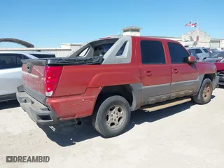 2003 Chevrolet Avalanche with VIN 3GNEC13TX3G136653, listed as a IAAI auction lot 41723496 with 280,867 mi miles. Bid and sale history available at carsss.com. Image 4.