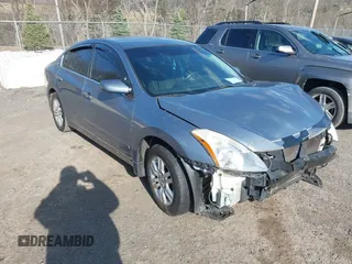 2012 Nissan Altima S z VIN 1N4AL2AP1CC144815, wystawiony jako IAAI lot #41854549 z przebiegiem 247 570 mil mil oraz . Historia ofert i sprzedaży dostępna na DreamBid. Obrazek 1.