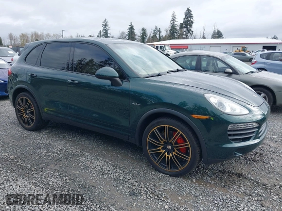 2012 Porsche Cayenne S Hybrid z VIN WP1AE2A20CLA92813, wystawiony jako IAAI lot #41916936 z przebiegiem 145 503 mil mil oraz . Historia ofert i sprzedaży dostępna na DreamBid. Obrazek 1.