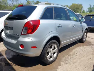 2013 Chevrolet Captiva Sport LTZ with VIN 3GNAL4EK4DS618117, listed as a IAAI auction lot 42073955 with 172,266 mi miles and . Bid and sale history available at carsss.com. Image 4.