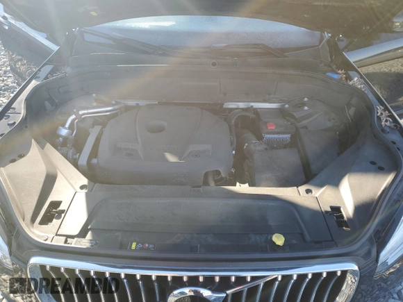 2020 Volvo XC90 Momentum with VIN YV4102PK4L1591775, listed as a Copart auction lot 84512774 with 43,809 mi miles and Salvage Title. Bid and sale history available at carsss.com. Image 14.