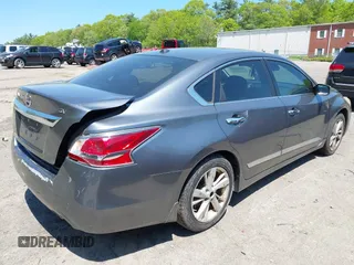 2015 Nissan Altima 2.5 z VIN 1N4AL3AP8FC148631, wystawiony jako IAAI lot #42233849 z przebiegiem 131 225 mil mil oraz . Historia ofert i sprzedaży dostępna na DreamBid. Obrazek 4.