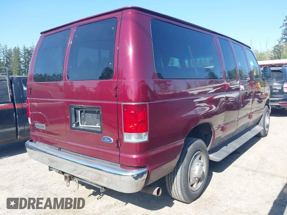 2006 Ford Econoline Passenger XL with VIN 1FBNE31L96DB41608, listed as a IAAI auction lot 42180714 with Not Provided miles and . Bid and sale history available at carsss.com. Image 4.