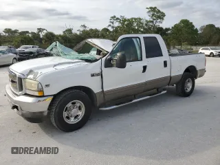 2002 Ford Super Duty F-250 XL with VIN 1FTNW20S32EA38538, listed as a Copart auction lot 76174884 with 203,007 mi miles and Non Repairable. Bid and sale history available at carsss.com. Image 1.