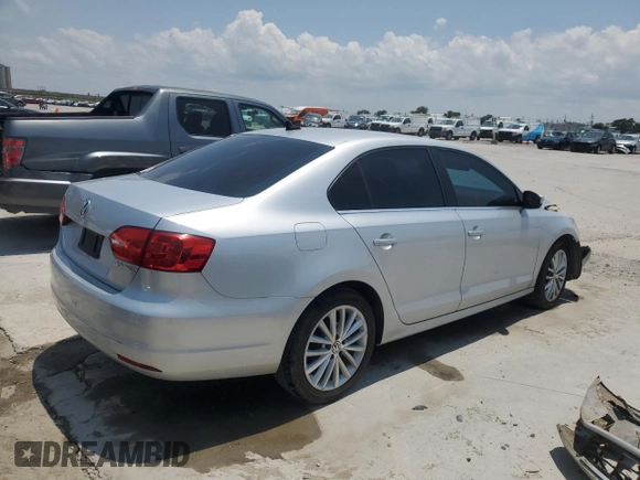2013 Volkswagen Jetta SEL with VIN 3VWLX7AJ0DM361530, listed as a Copart auction lot 59305585 with Not provided miles and Salvage title. Bid and sale history available at DreamBid. Image 3.