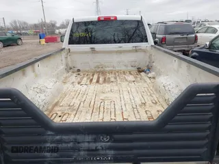 2015 Ram 2500 Tradesman with VIN 3C6LR5AT9FG605560, listed as a IAAI auction lot 41843368 with 288,881 mi miles. Bid and sale history available at carsss.com. Image 8.