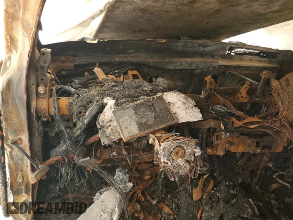 2021 Lexus UX 250h z VIN JTHP9JBH7M2048908, wystawiony jako Copart lot #47195425 z przebiegiem Nie podano mil oraz Szkoda całkowita • Salvage title. Historia ofert i sprzedaży dostępna na DreamBid. Obrazek 9.