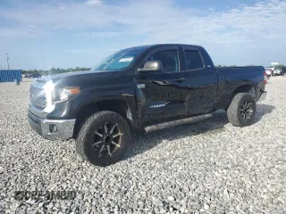 2018 Toyota Tundra SR with VIN 5TFUW5F15JX735627, listed as a Copart auction lot 62729305 with 66,330 mi miles and Salvage title. Bid and sale history available at DreamBid. Image 1.