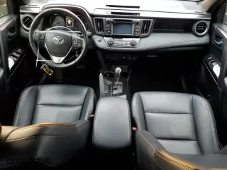 2018 Toyota RAV4 SE with VIN JTMJFREV6JD251868, listed as a Copart auction lot 71007623 with 21,475 mi miles. Bid and sale history available at carsss.com. Image 8.