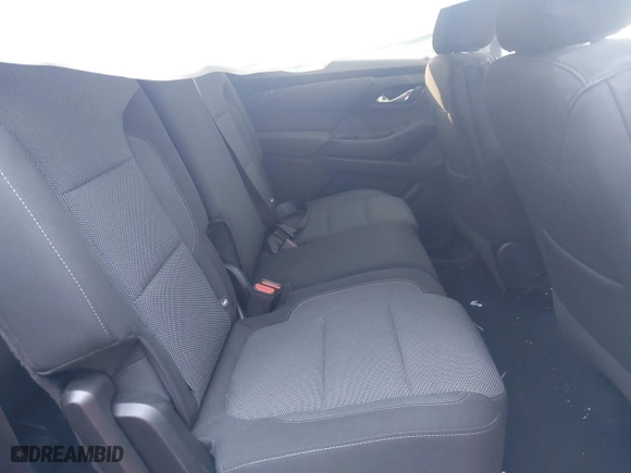 2022 Chevrolet Traverse LT Cloth with VIN 1GNEVGKW3NJ171318, listed as a IAAI auction lot 41261457 with 19,900 mi miles. Bid and sale history available at carsss.com. Image 8.