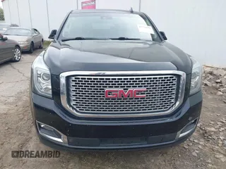 2016 GMC Yukon XL Denali with VIN 1GKS2HKJ2GR128323, listed as a IAAI auction lot 41776970 with 179,270 mi miles and . Bid and sale history available at carsss.com. Image 12.