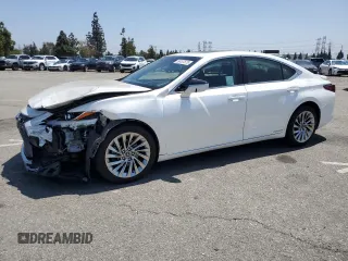 2019 Lexus ES 300h z VIN JTHB21B12K2026118, wystawiony jako Copart lot #56157675 z przebiegiem 70 951 mil mil oraz Szkoda całkowita • Salvage title. Historia ofert i sprzedaży dostępna na DreamBid. Obrazek 1.