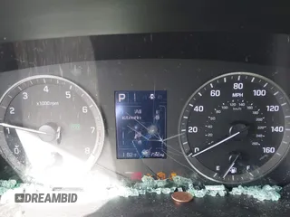 2015 Hyundai Sonata SE z VIN 5NPE24AF6FH105910, wystawiony jako IAAI lot #42272532 z przebiegiem Nie podano mil oraz . Historia ofert i sprzedaży dostępna na DreamBid. Obrazek 7.