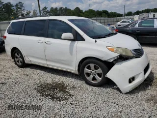 2011 Toyota Sienna LE AAS with VIN 5TDKK3DC0BS044590, listed as a Copart auction lot 55265925 with 183,191 mi miles and Clean Title. Bid and sale history available at carsss.com. Image 4.