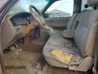 1996 Toyota T100 DX with VIN JT4TN12D0T0021827, listed as a Copart auction lot 44328465 with 253,582 mi miles and Salvage Title. Bid and sale history available at carsss.com. Image 7.