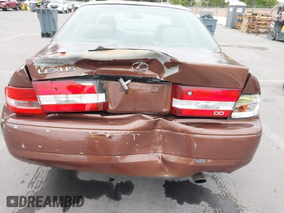 2001 Lexus ES 300 with VIN JT8BF28G310340604, listed as a IAAI auction lot 42113774 with 260,303 mi miles and . Bid and sale history available at DreamBid. Image 6.