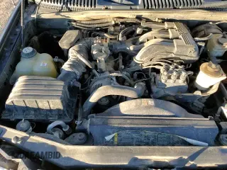 2005 Ford Explorer Eddie Bauer with VIN 1FMZU64K85UA25377, listed as a Copart auction lot 84383994 with 144,005 mi miles and Clean title. Bid and sale history available at DreamBid. Image 16.