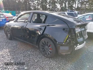 2022 Tesla Model Y Performance with VIN 7SAYGDEF0NF406262, listed as a IAAI auction lot 41132514 with 27,171 mi miles. Bid and sale history available at carsss.com. Image 3.