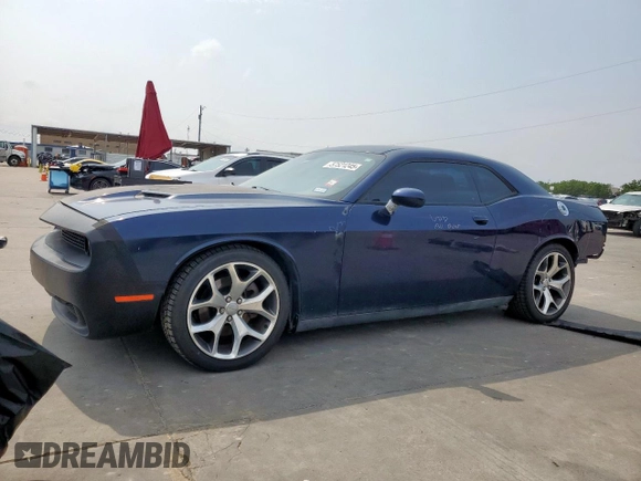 2015 Dodge Challenger SXT Plus z VIN 2C3CDZBG1FH809774, wystawiony jako Copart lot #57521245 z przebiegiem 134 614 mil mil oraz Szkoda całkowita • Salvage title. Historia ofert i sprzedaży dostępna na DreamBid. Obrazek 1.