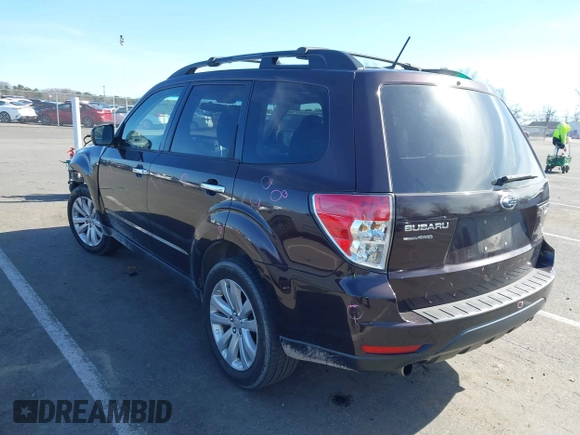 2013 Subaru Forester X Limited с VIN JF2SHAEC3DH431645, выставлен на аукционе IAAI как лот 41790458 с пробегом 136 250 миль миль и . История ставок и продаж доступна на DreamBid. Изображение 3.