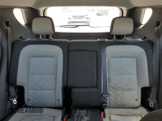 2019 Chevrolet Equinox LS z VIN 2GNAXHEV7K6180002, wystawiony jako Copart lot #55393785 z przebiegiem 166 487 mil mil oraz Szkody całkowita. Historia ofert i sprzedaży dostępna na DreamBid. Obrazek 10.