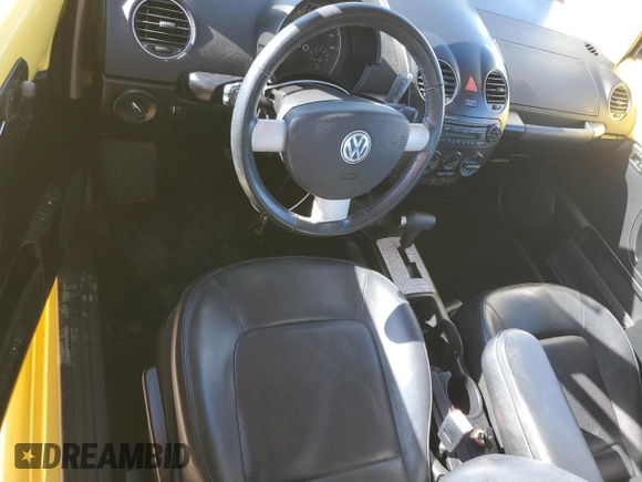 2009 Volkswagen Beetle S with VIN 3VWRW31C99M514839, listed as a Copart auction lot 76767894 with 127,034 mi miles and Salvage title. Bid and sale history available at DreamBid. Image 8.