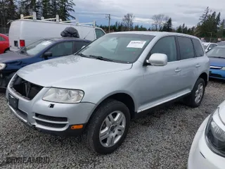 2006 Volkswagen Touareg 4.2L V8 with VIN WVGZM77L06D043948, listed as a IAAI auction lot 41839431 with 207,496 mi miles. Bid and sale history available at carsss.com. Image 14.