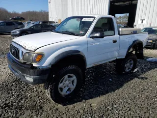2002 Toyota Tacoma z VIN 5TEPM62N62Z019380, wystawiony jako Copart lot #46610905 z przebiegiem 255 199 mil mil oraz Szkoda całkowita • Salvage title. Historia ofert i sprzedaży dostępna na DreamBid. Obrazek 1.