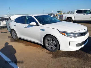 2017 Kia Optima EX with VIN KNAGU4LE8H5017318, listed as a IAAI auction lot 41885802 with 104,797 mi miles and . Bid and sale history available at DreamBid. Image 1.