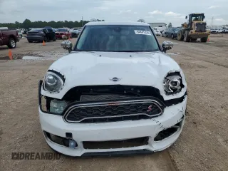 2020 MINI Countryman Cooper S with VIN WMZYW7C03L3L43586, listed as a Copart auction lot 64841424 with 42,940 mi miles and Non Repairable. Bid and sale history available at carsss.com. Image 5.