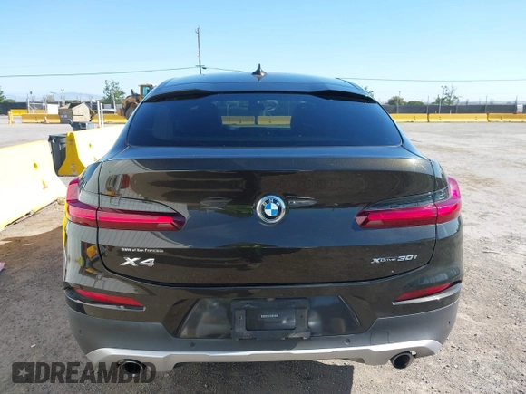 2020 BMW X4 xDrive30i z VIN 5UX2V1C05L9C41372, wystawiony jako IAAI lot #42316997 z przebiegiem 73 412 mil mil oraz . Historia ofert i sprzedaży dostępna na DreamBid. Obrazek 16.