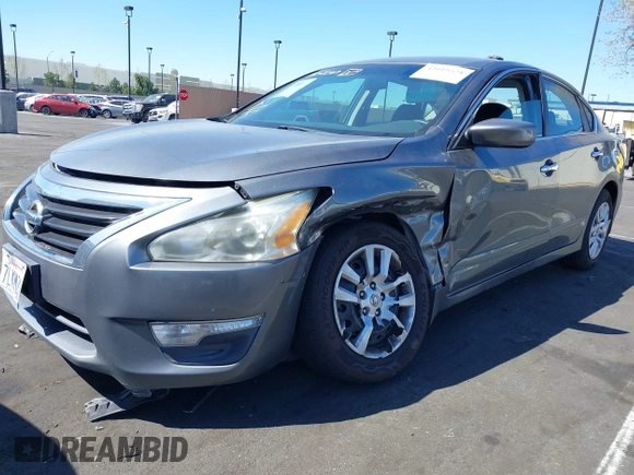 2015 Nissan Altima 2.5 S with VIN 1N4AL3AP4FN872532, listed as a IAAI auction lot 42019528 with 164,966 mi miles. Bid and sale history available at carsss.com. Image 6.