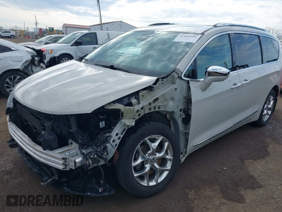2017 Chrysler Pacifica Limited with VIN 2C4RC1GG6HR592464, listed as a IAAI auction lot 41868991 with 84,071 mi miles and . Bid and sale history available at DreamBid. Image 18.