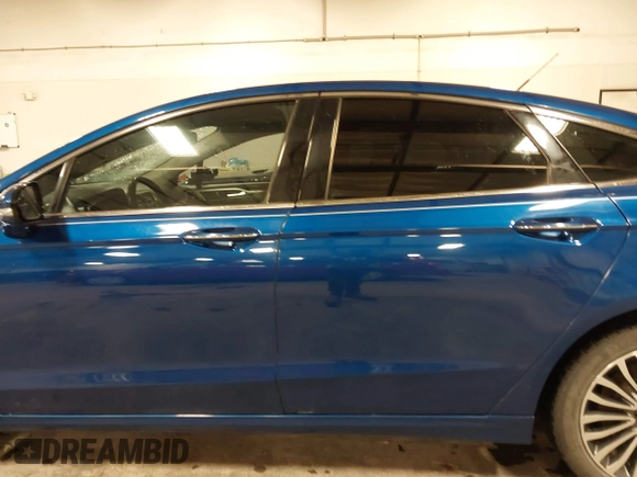 2017 Ford Fusion SE with VIN 3FA6P0H99HR340225, listed as a IAAI auction lot 41977752 with 97,385 mi miles. Bid and sale history available at carsss.com. Image 15.