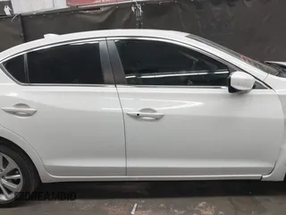 2018 Acura ILX with VIN 19UDE2F30JA002215, listed as a IAAI auction lot 41989391 with 39,816 mi miles and . Bid and sale history available at carsss.com. Image 14.