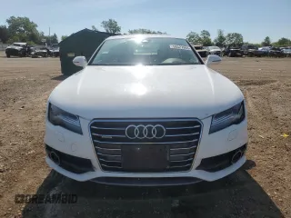 2012 Audi A7 Prestige with VIN WAU2GAFC9CN092578, listed as a Copart auction lot 58527965 with 139,673 mi miles and Salvage title. Bid and sale history available at DreamBid. Image 5.