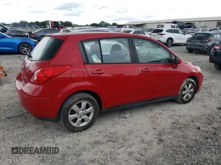 2009 Nissan Versa S z VIN 3N1BC13E29L362007, wystawiony jako Copart lot #60668415 z przebiegiem 159 873 mil mil oraz Czysty tytuł • Clean title. Historia ofert i sprzedaży dostępna na DreamBid. Obrazek 3.