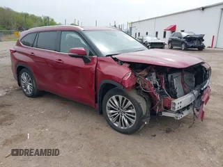 2023 Toyota Highlander L with VIN 5TDKDRBH5PS507133, listed as a IAAI auction lot 42154925 with 30,960 mi miles and . Bid and sale history available at DreamBid. Image 1.