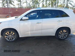 2011 Kia Sorento SX with VIN 5XYKW4A24BG093780, listed as a IAAI auction lot 41388971 with 171,673 mi miles. Bid and sale history available at carsss.com. Image 14.