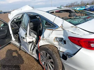 2015 Hyundai Sonata 2.4L Limited with VIN 5NPE34AF0FH154954, listed as a IAAI auction lot 41740057 with 1 mi miles. Bid and sale history available at carsss.com. Image 19.