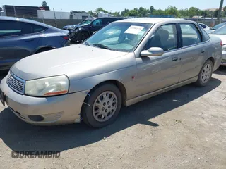 2003 Saturn LS z VIN 1G8JU54F73Y506784, wystawiony jako IAAI lot #42286124 z przebiegiem 202 185 mil mil oraz . Historia ofert i sprzedaży dostępna na DreamBid. Obrazek 2.