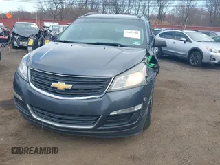 2014 Chevrolet Traverse LS z VIN 1GNKVFKD3EJ187997, wystawiony jako IAAI lot #41834781 z przebiegiem 150 994 mil mil oraz . Historia ofert i sprzedaży dostępna na DreamBid. Obrazek 17.