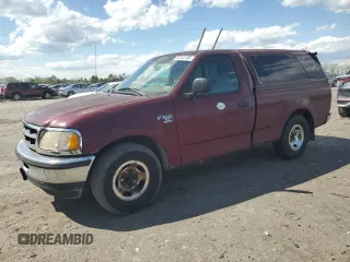 1998 Ford F-150 z VIN 1FTZF17WXWNC36429, wystawiony jako Copart lot #53343195 z przebiegiem 202 641 mil mil oraz Czysty tytuł • Clean title. Historia ofert i sprzedaży dostępna na DreamBid. Obrazek 1.