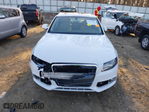 2009 Audi A4 z VIN WAUCF78K99N048720, wystawiony jako IAAI lot #41355260 z przebiegiem 147 435 mil mil oraz . Historia ofert i sprzedaży dostępna na DreamBid. Obrazek 12.