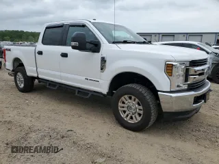 2018 Ford F-250 XL with VIN 1FT7W2BT8JEB79957, listed as a Copart auction lot 54476775 with 245,693 mi miles and Salvage title. Bid and sale history available at DreamBid. Image 4.